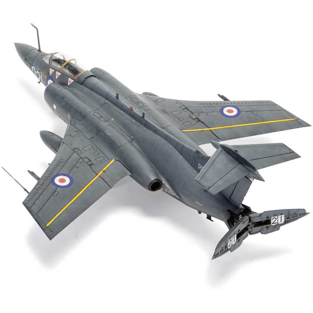 Airfix 1/72 Blackburn Buccaneer S.2C ✖︎2機 Amazon.com: Airfix Blackburn Buccaneer S.2B 1:72 RAF