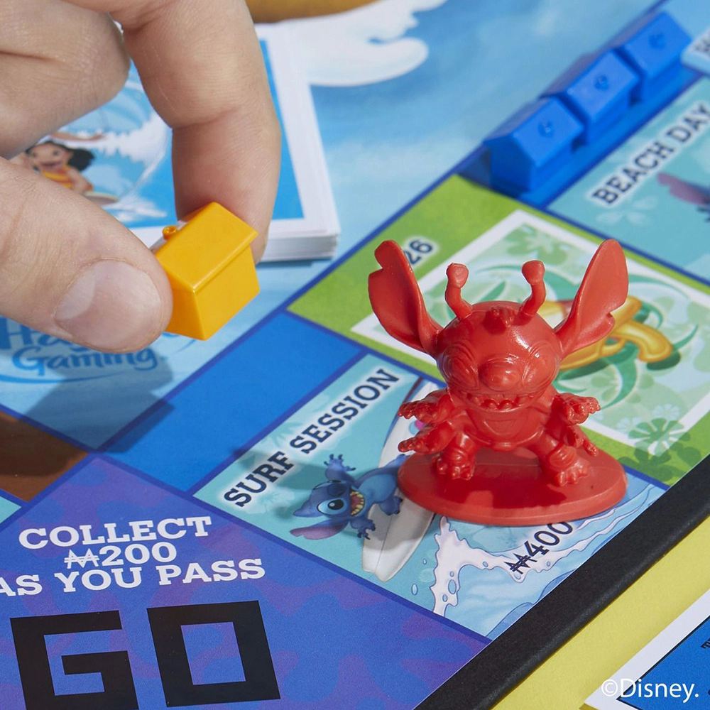 Gaming Monopoly Stitch G0388 D3 Lifestyle Image