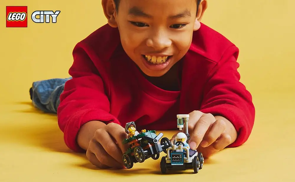 LEGO City Aeroplane Hospital Bed Race Car Pack Set 60459