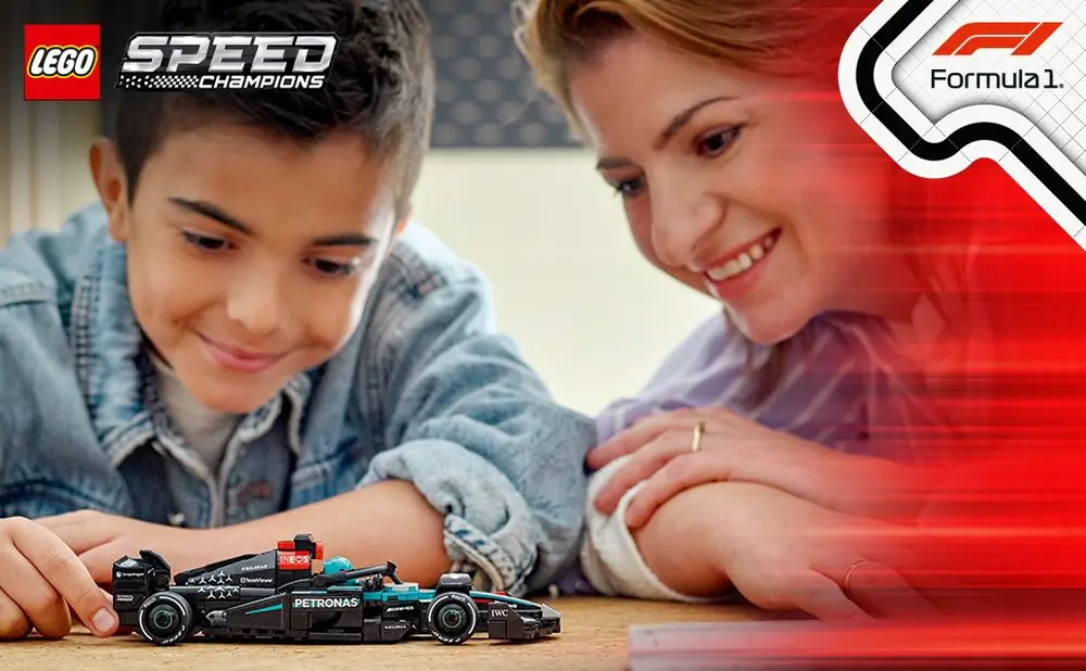 Speed Champions Mercedes Amg F1 W15 Race Car D2 Lifestyle Image
