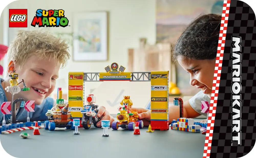 Super Mario Mario Kart Baby Peach Set D2 Lifestyle Image
