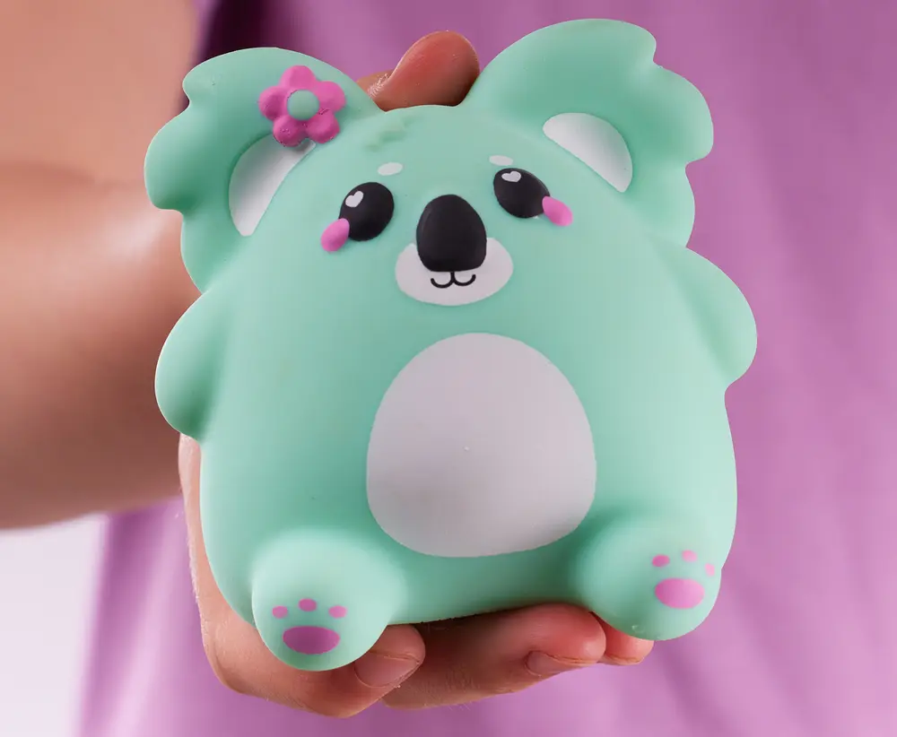 Cutezees Green Koala Chip D3 Lifestyle Image