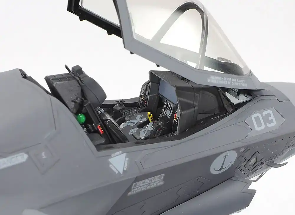 Tamiya Lockheed Martin F-35B Lightning II Aircraft Model Kit Scale 1/48